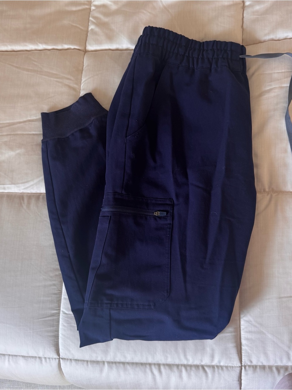 FIGS | Uman Relaxed Fit Joggers - Navy - Picture 2 of 4